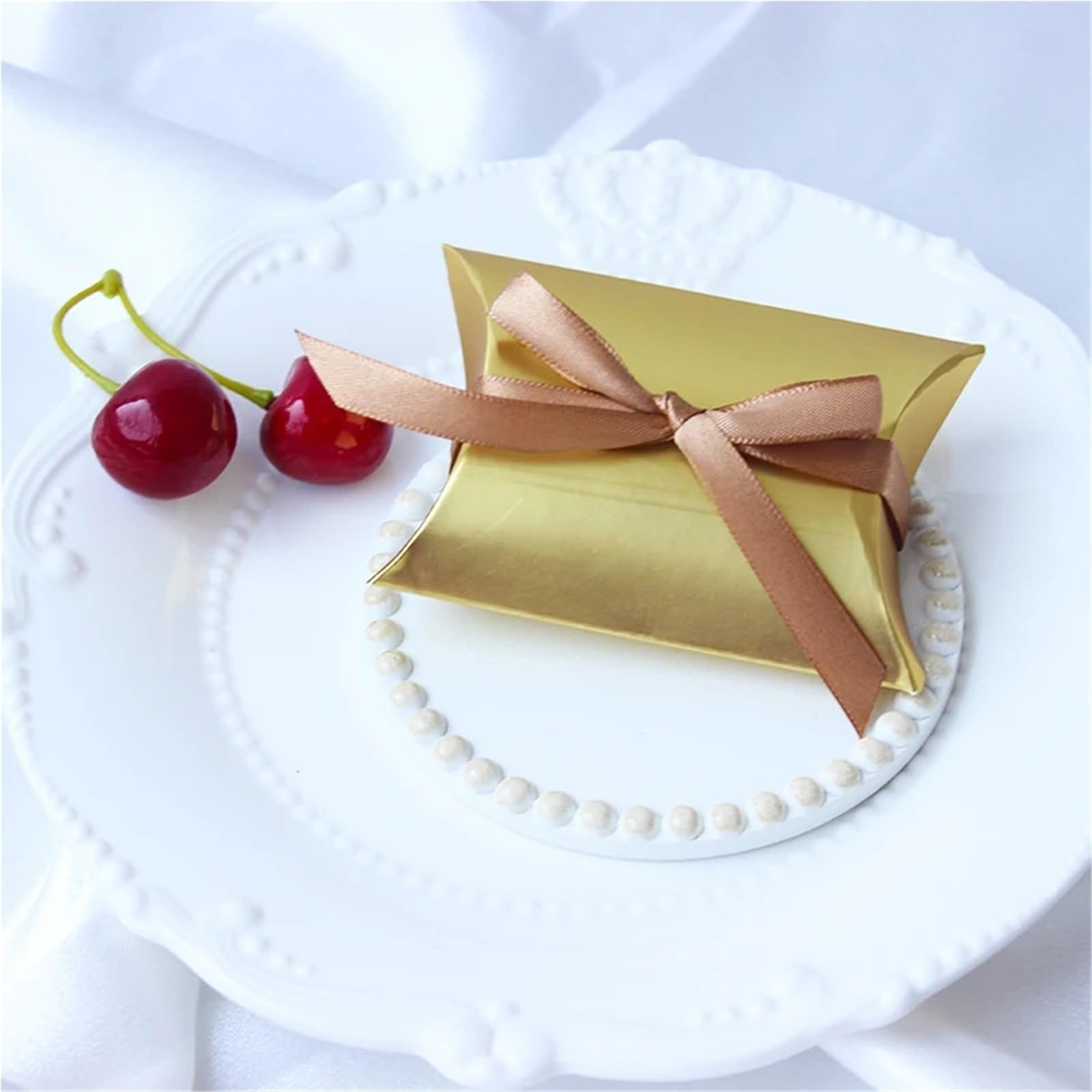 25 goldene Geschenkboxen for Kissen und Süßigkeiten