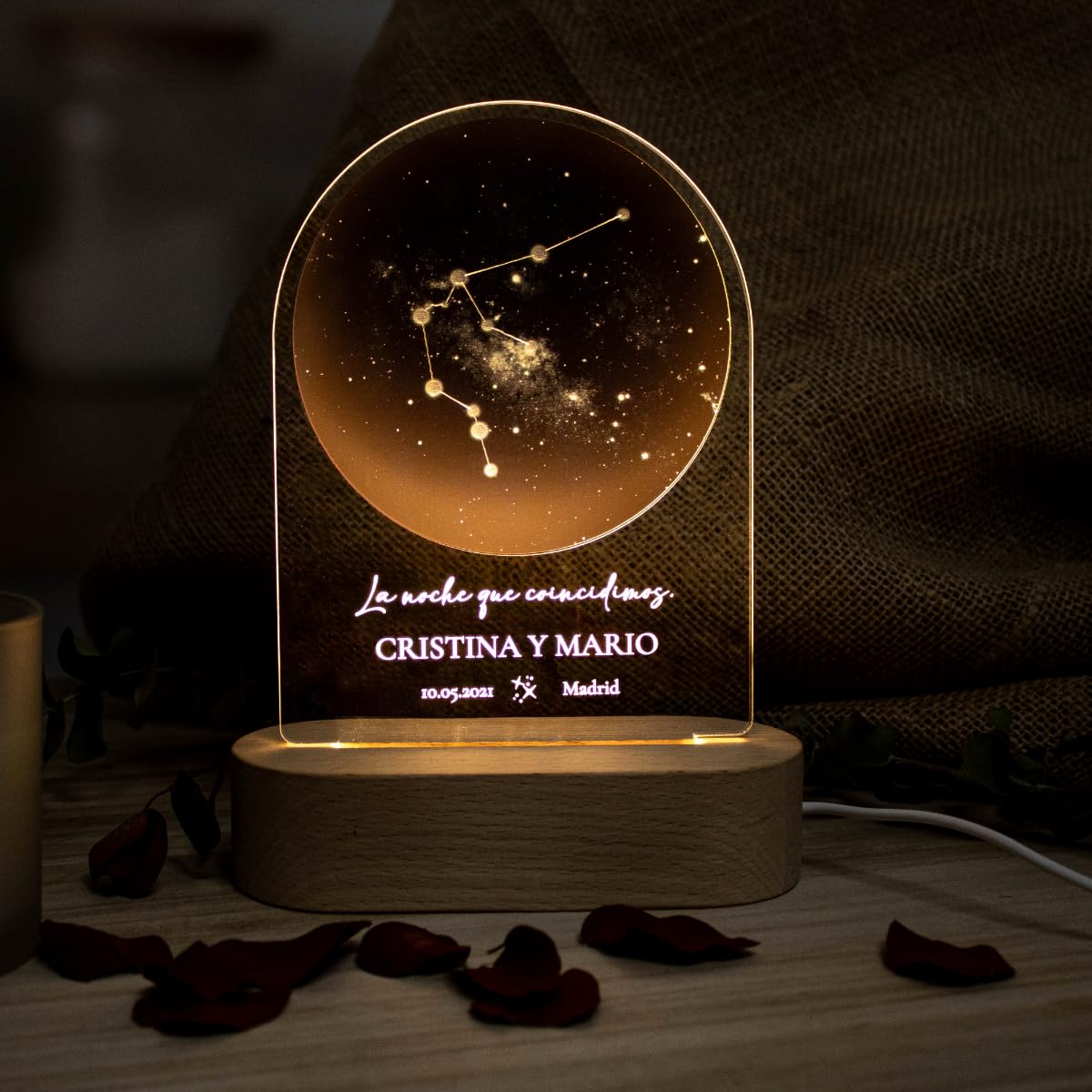 DEREGALOOS Lámpara LED personalizada mapa estelar. Lámparas personalizadas con constelación. Regalos originales signos del zodíaco. Regalos para parejas. (Acuario)