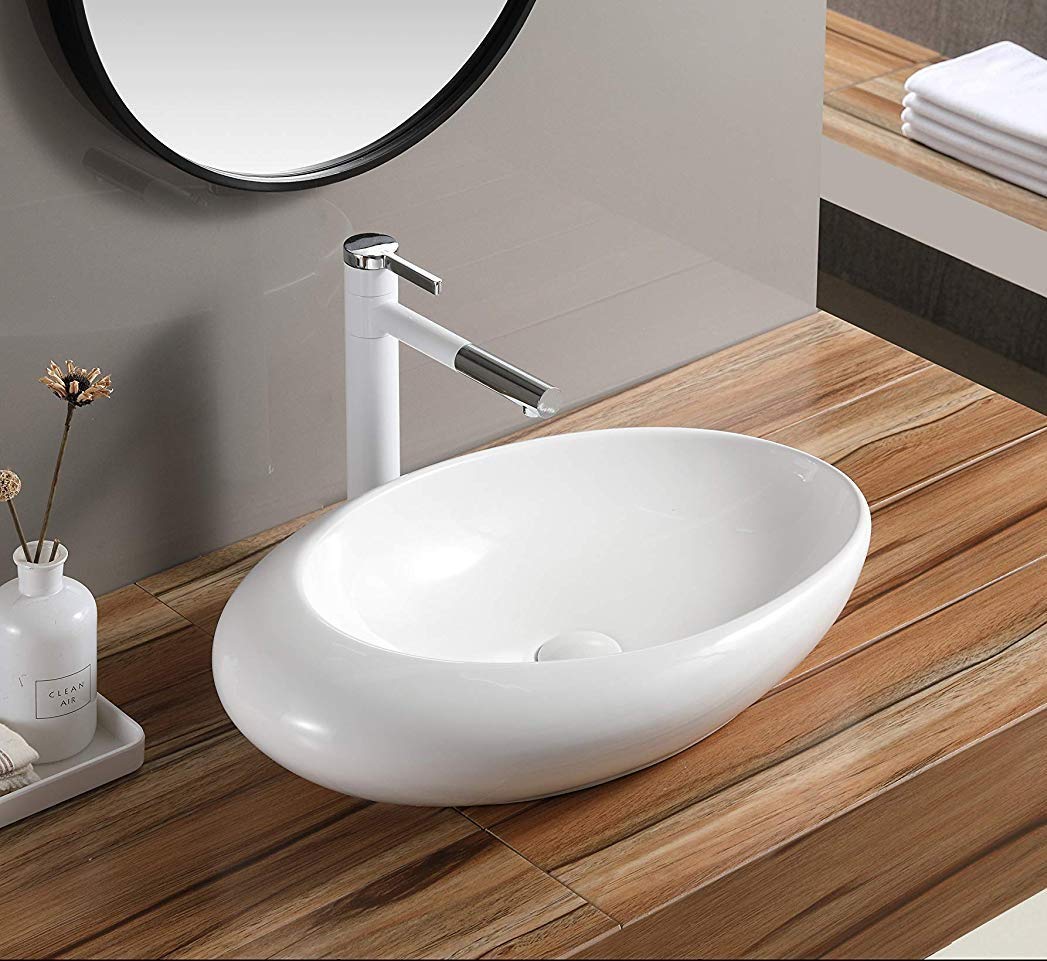 Vasque à poser en céramique blanche luxe et design œuf pour une salle de bain moderne