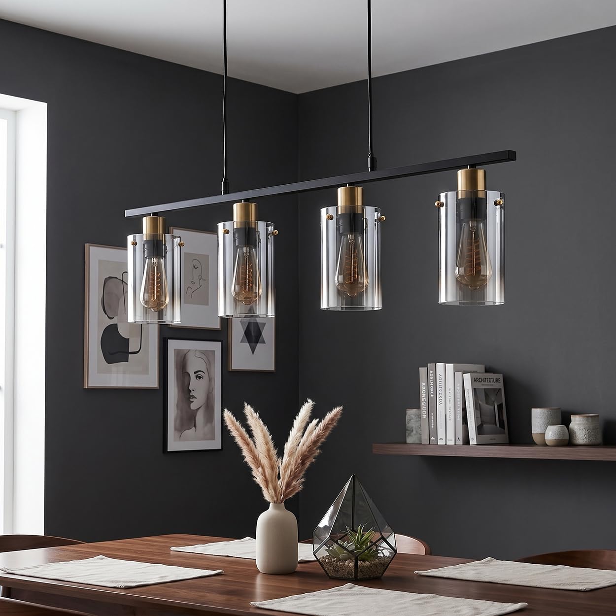 Pendelleuchte Hunouri, Hängelampe aus Metall/Glas in Schwarz/Messingfarben/Rauchfarben, Hängeleuchte im Retro/Vintage-Design mit Glasschirmen (Ø 10 cm), Höhe max. 120 cm, 4 x E27, ohne Leuchtmittel