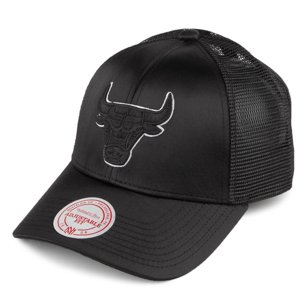 Mitchell & Ness Chicago Bulls Satin Trucker Cap - Black Adjustable
