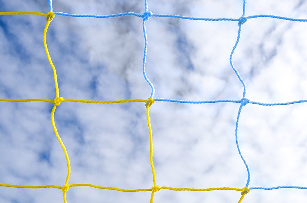24ft x 8ft Full Size Striped Football Goal Net (3mm) (PAIR) – Choice of 11 Combinations To Match Your Team’s Colours [Net World Sports] (Blue/Yellow)
