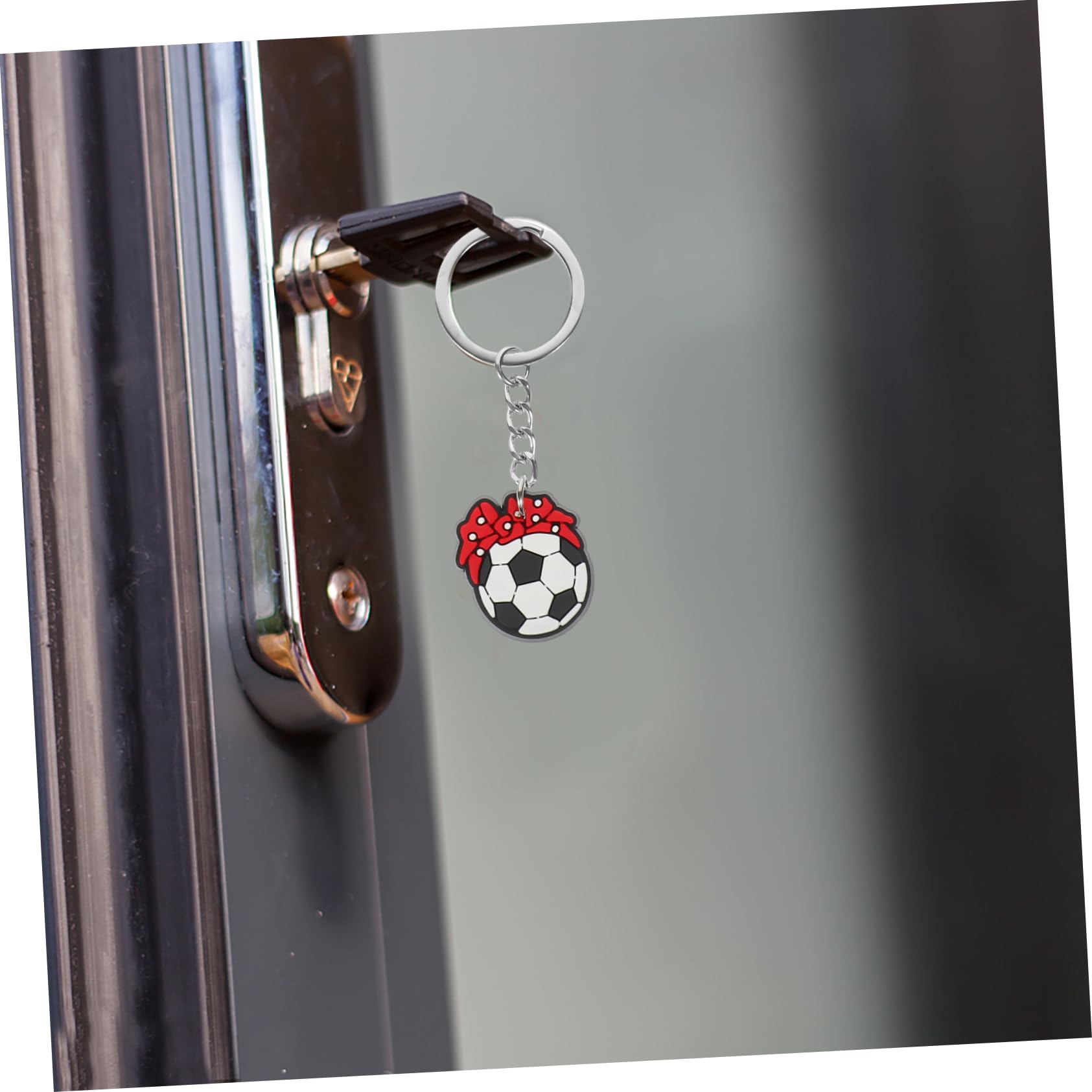 YARNOW 105 Piezas Llavero pelota deportiva Accesorio deportivo Souvenir fútbol Souvenir deporte fútbol de llaveros de recuerdo de fútbol Pegamento blando de PVC