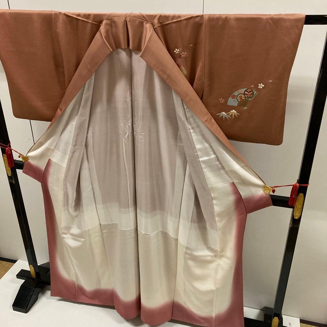 付下げ 金駒刺繍 扇子 散り桜 紋無し 正絹 T-693