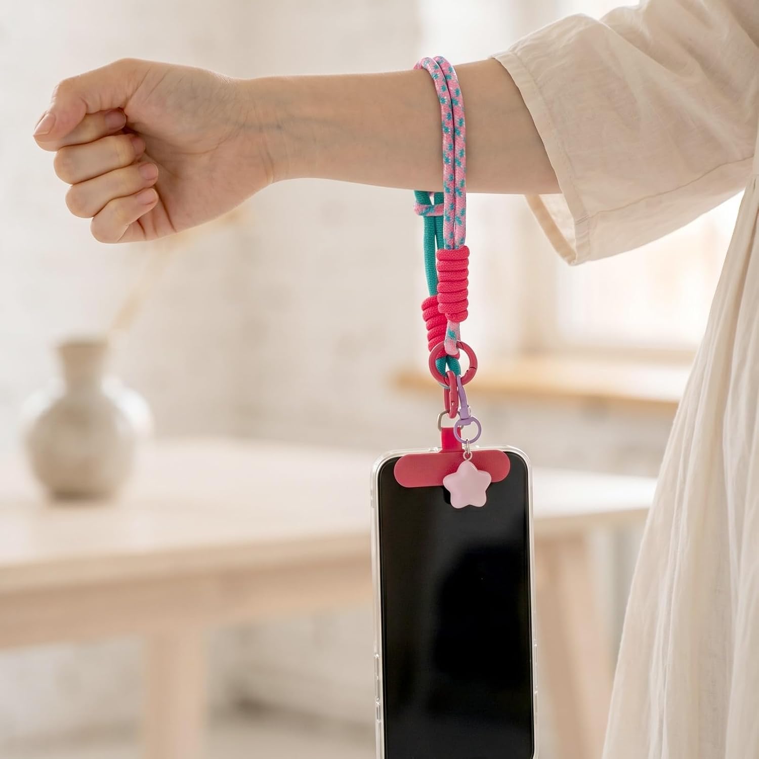 2PCS Color Blocking Cell Phone Wrist Strap for Women Lanyard Strap | Pink Star Lanyard with Pendant, Charm Wristlet for Cellphone Case, Cute Patch with Star Charms Keychain