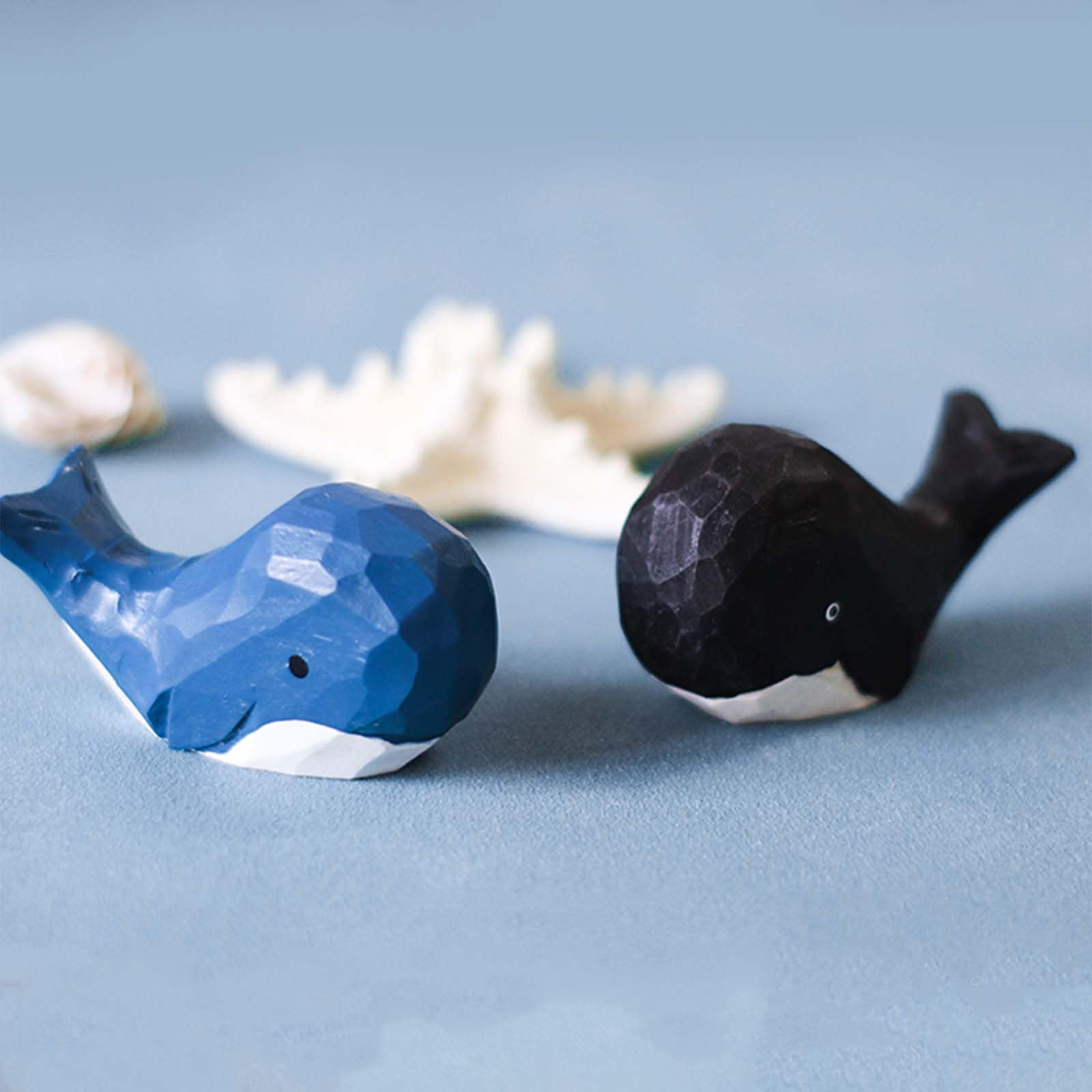 Amazon.co.jp: クジラ かわいい 鯨の置物 木彫り インテリア雑貨