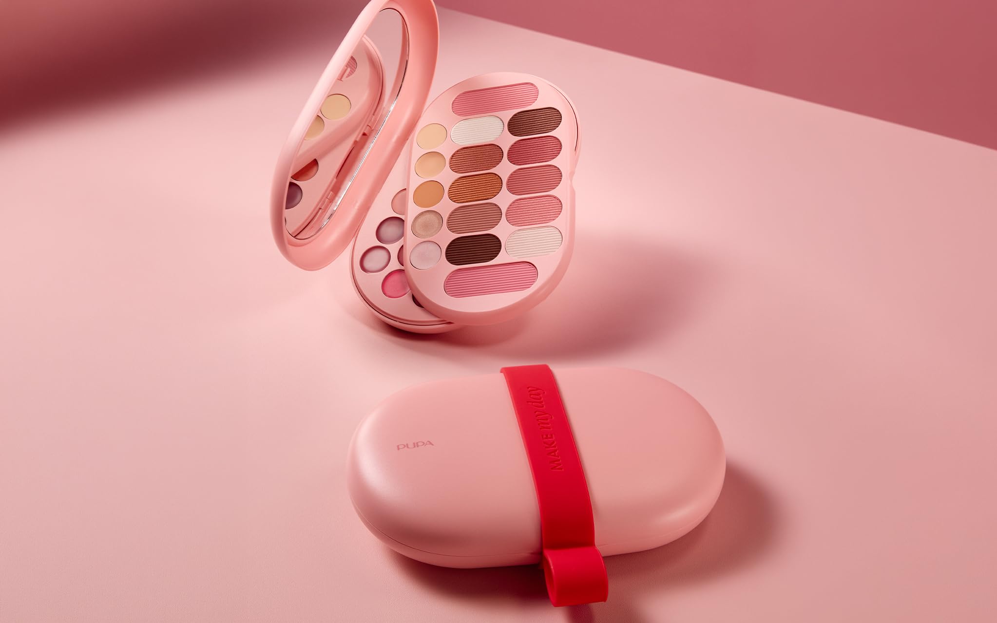 Pupa Palette Make My Day Pocket Blush, rouge à lèvres, brillant et fard à paupières – 13 pièces pour maquillage, yeux et lèvres, parfaite pour la maison ou en voyage – Disponible en 3 variantes de