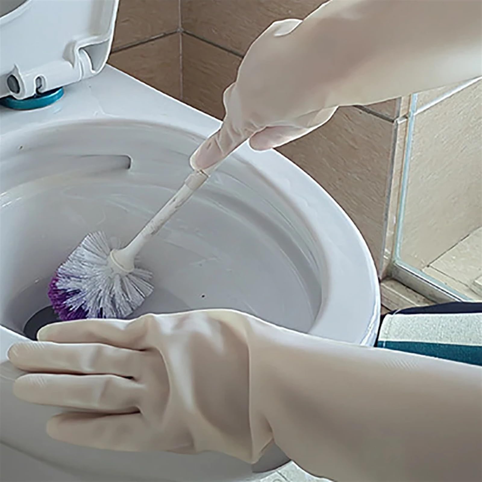Guanti per Lavare I Piatti 2 Paia di Guanti da Lavoro Domestico Resistenti Guanti in Nitrile riutilizzabili Neri in PVC antistatici Guanti da Lavoro da Giardino antiolio(White,L)
