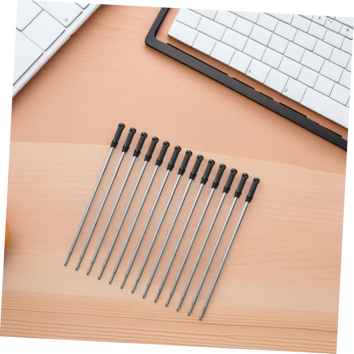 DOITOOL 250 Pièces Recharges Stylo Bille Noires Compatibles Universelles Encre Rapide Séchage pour Usage Bureau École et Maison