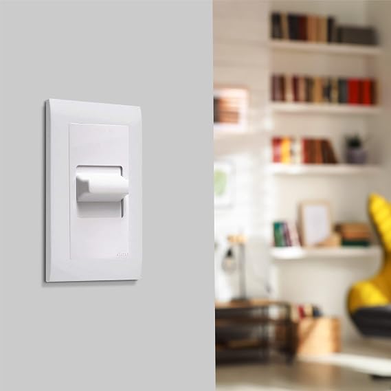 TayMac A30W Allure Nonmetallic Wallplate with Toggle Switch Insert, White