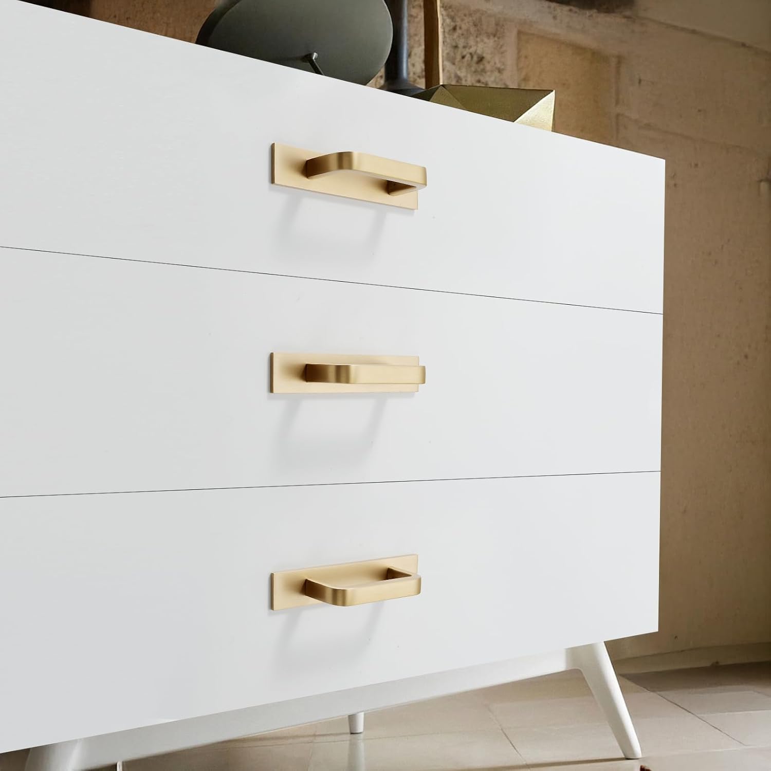 Solid Brass Cabinet Pull with Backplate, 2 Pack Brushed Gold Modern Drawer Handle for Cabinets Drawers and Wardrobes（2, Brushed Gold, 3 Inch(76mm) Hole Centers