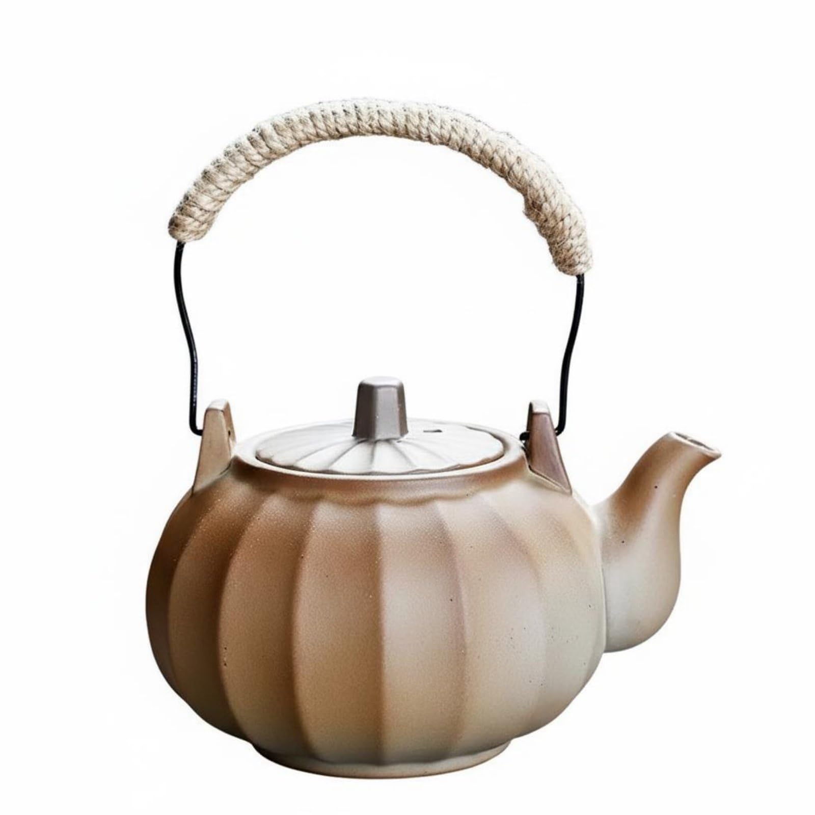Théière de camping compatible feu direct pour infuser votre thé en pleine nature
