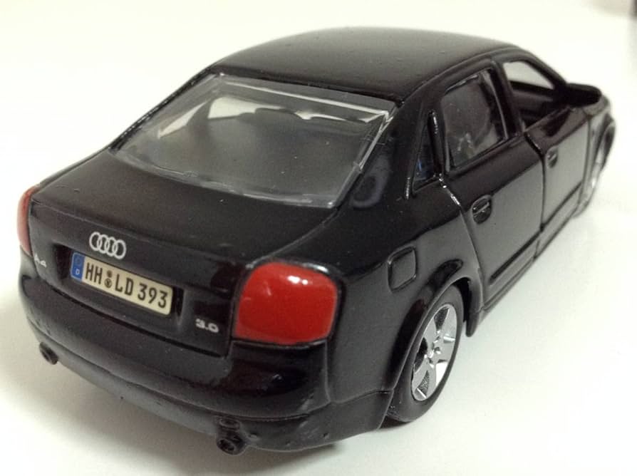 Amazon | Audi アウディ 2代目 A4 セダン 3.0L 2.0L B6系 2001年