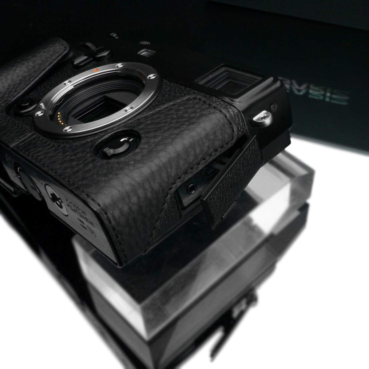 Amazon.com : Gariz XS-CHXP3BK Genuine Leather Half Case for Fuji X