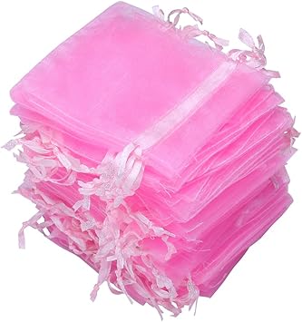 organza bolsas with feathers