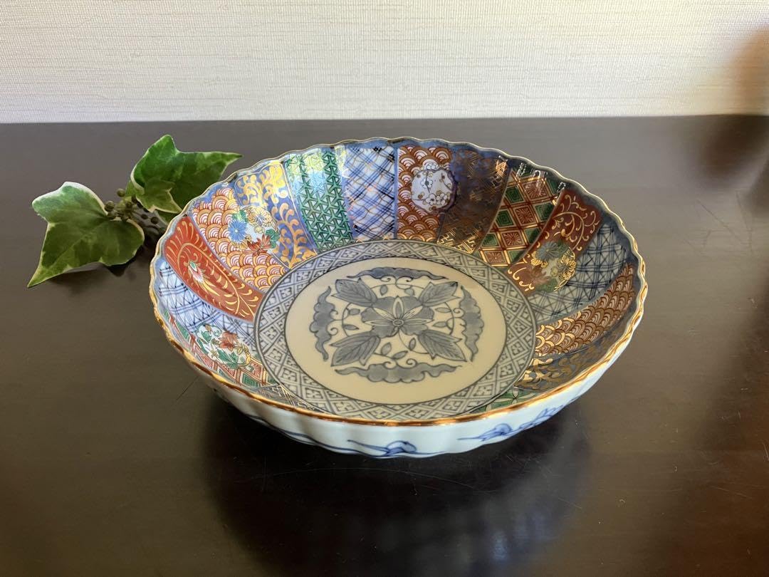 Amazon.co.jp: 美濃焼 龍峰窯 金彩 祥瑞花丸紋 中皿 盛鉢 1客