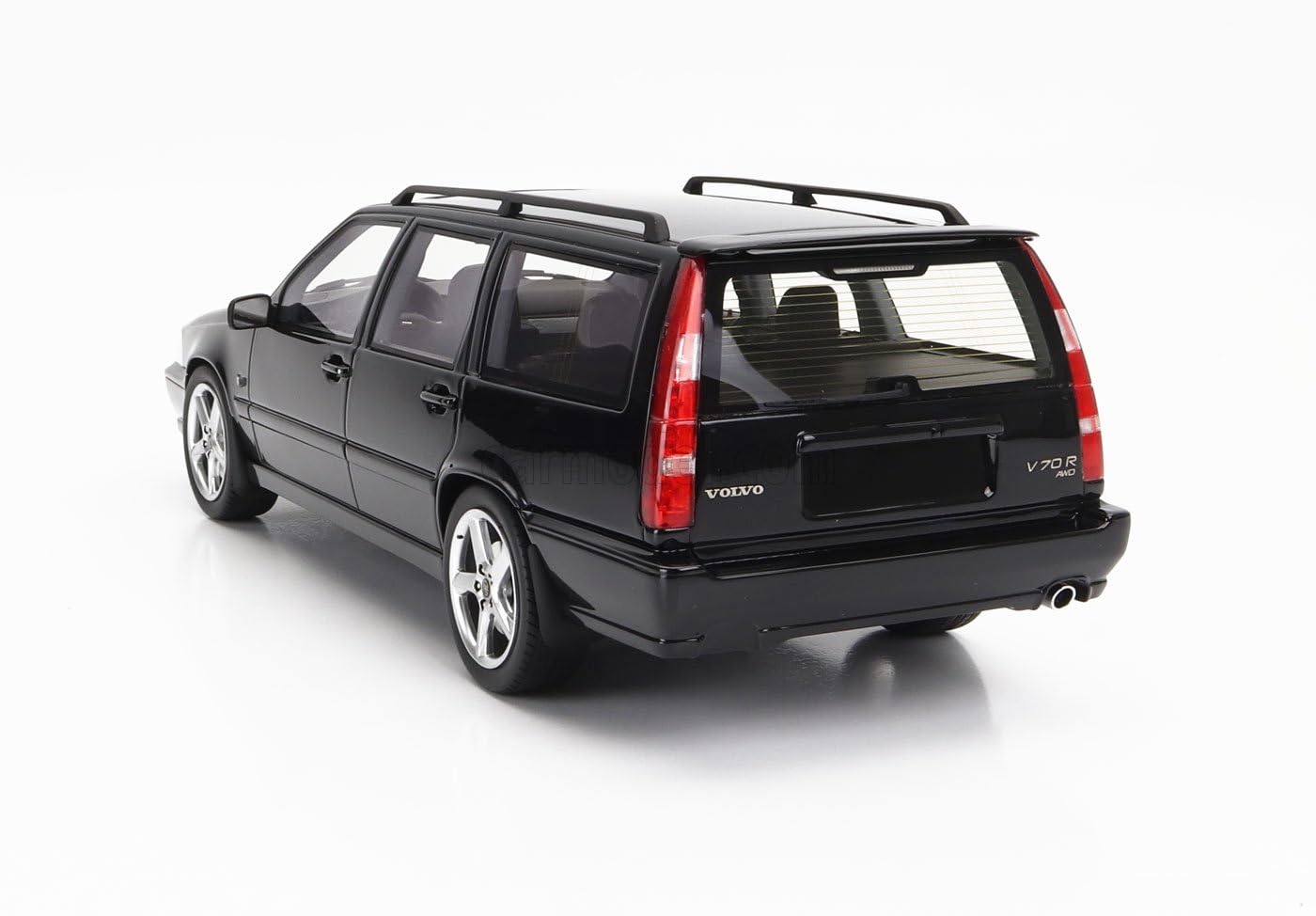 ミニカー Volvo V70 R 1/18 1/18 DNA 1998 Volvo V70 R P80 (Silver) Car Model