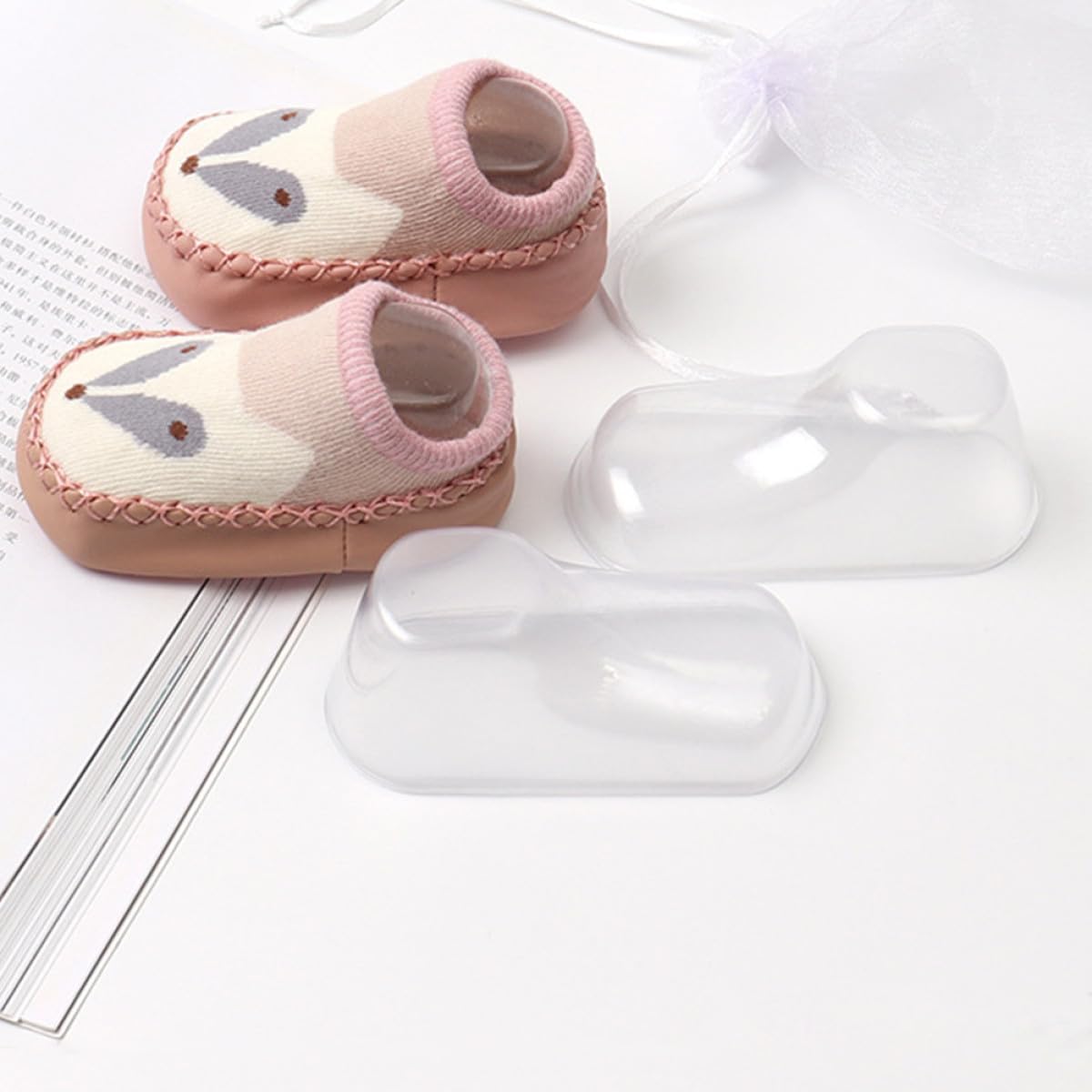SHINEOFI 100 Stück Pvc Babyfüße Schuhpräsentationsständer für Kleinkinderschuhe Verhindert Verformen und Falten Transparenter Schuhständer für Babysocken und Schuhe