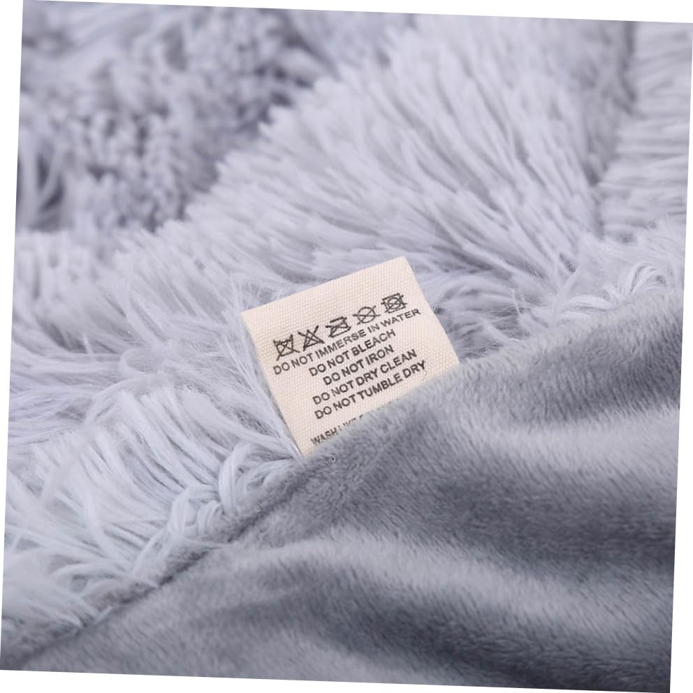 Manta para sofá acogedora de felpa térmica color gris claro 3
