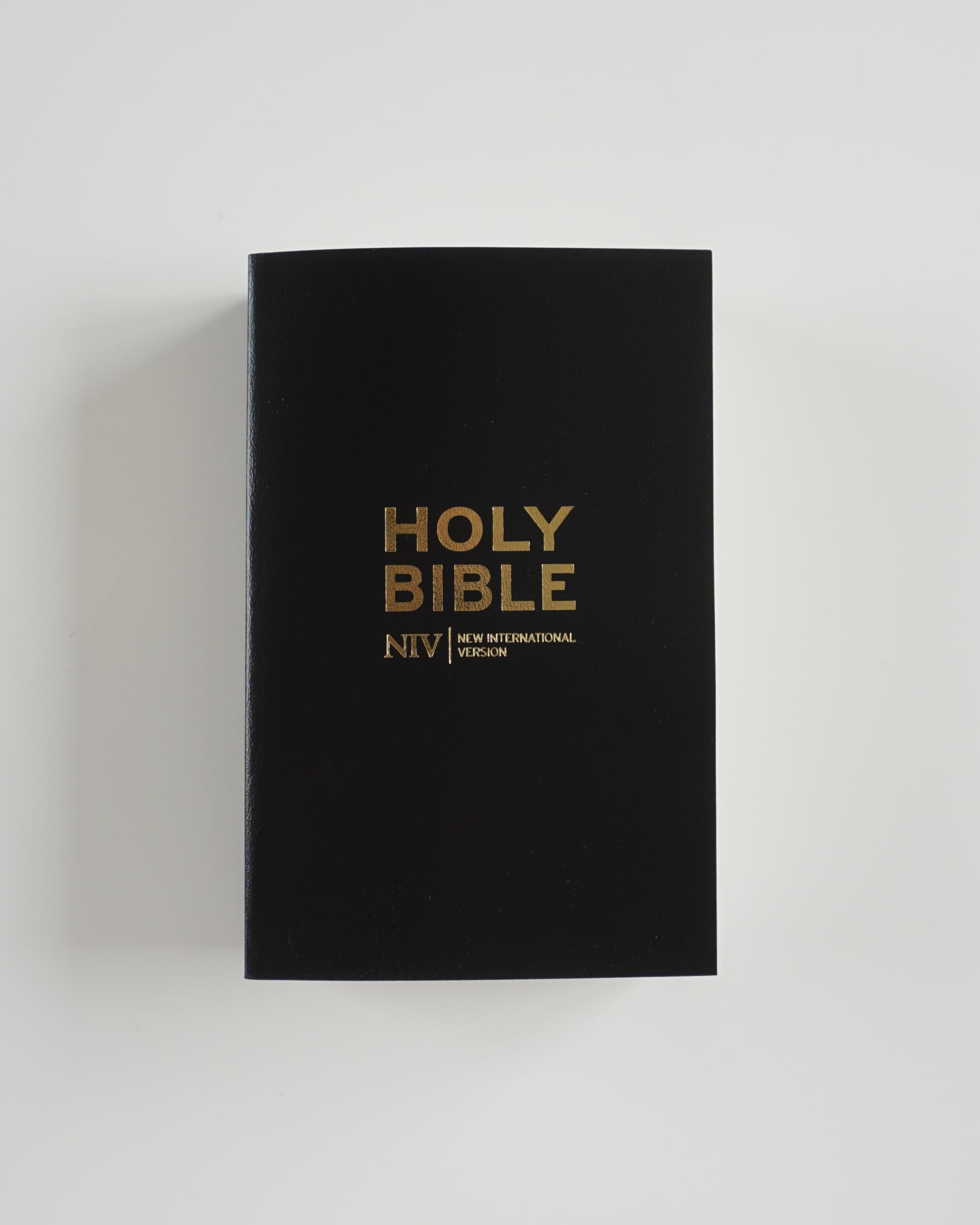 NIV Holy Bible: Classic Black edition