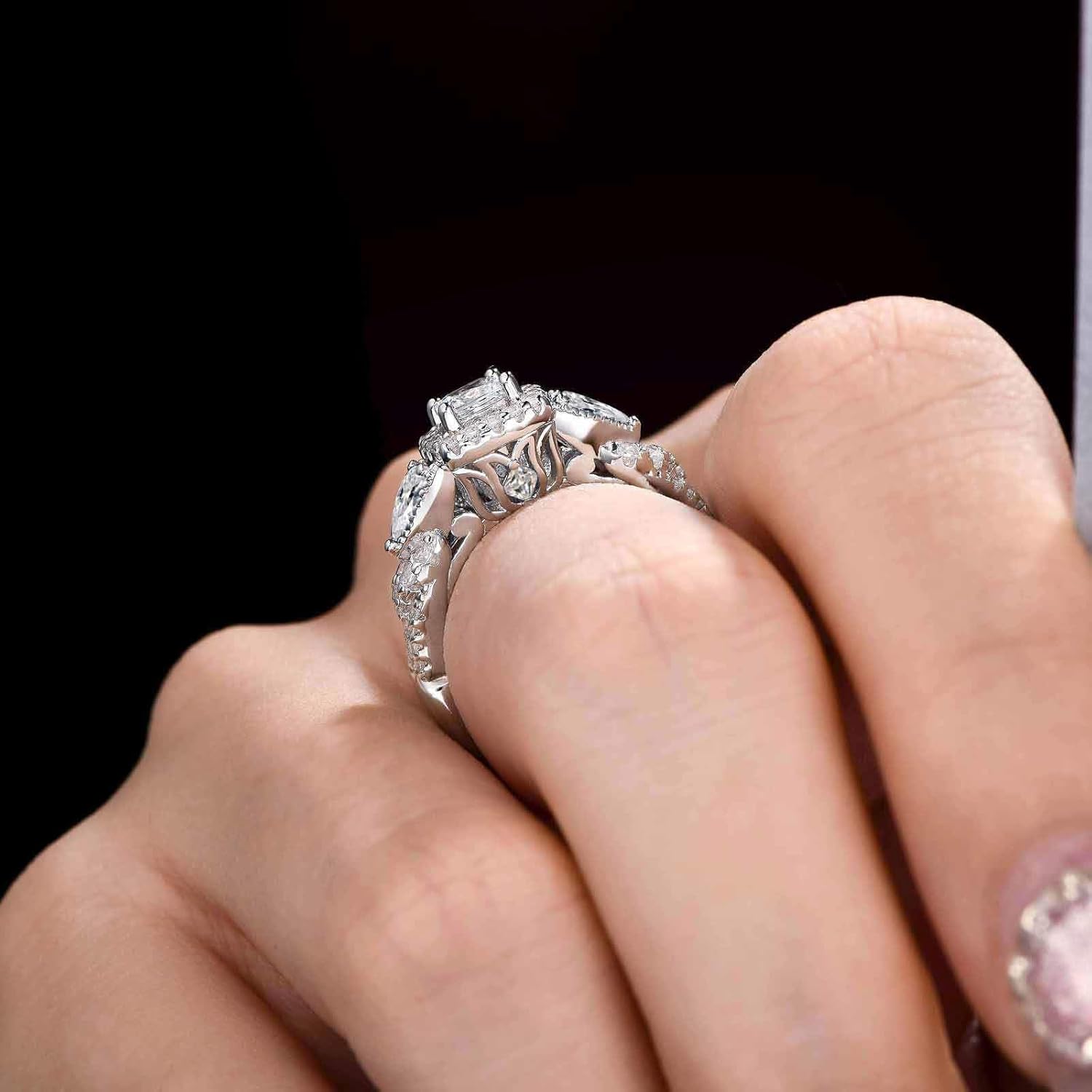 SHELOVES Moissanite Wedding Ring Set for Women Princess Cut Engagement Rings for Her D Color VVS1 White Gold Plated Silver