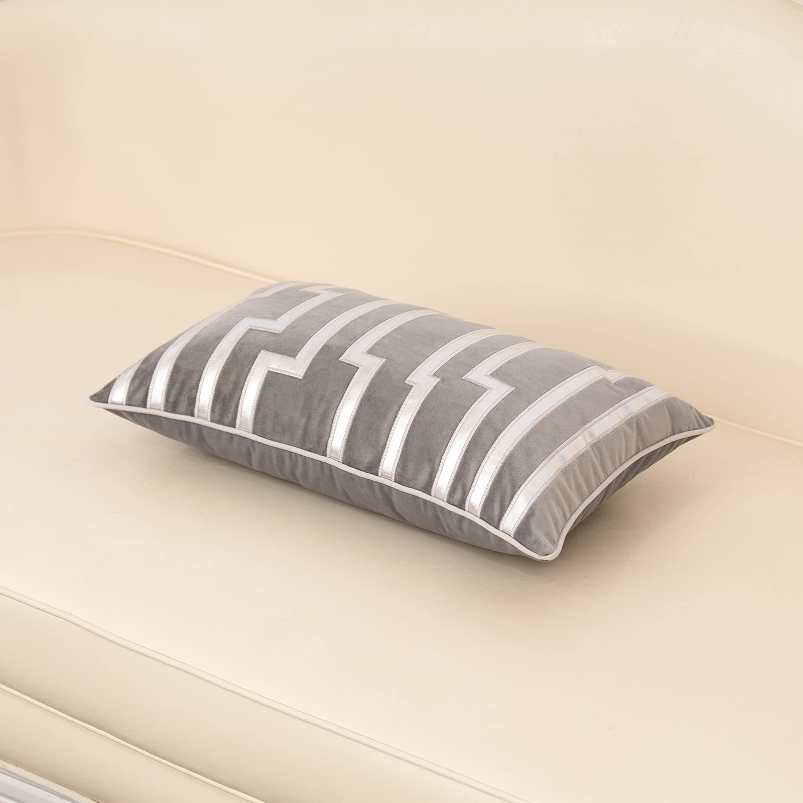Federa Per Cuscino 30x50 Cm – Motivo Geometrico Righe Oro, Ricamo, Moderna, Per Divano E Soggiorno - 5