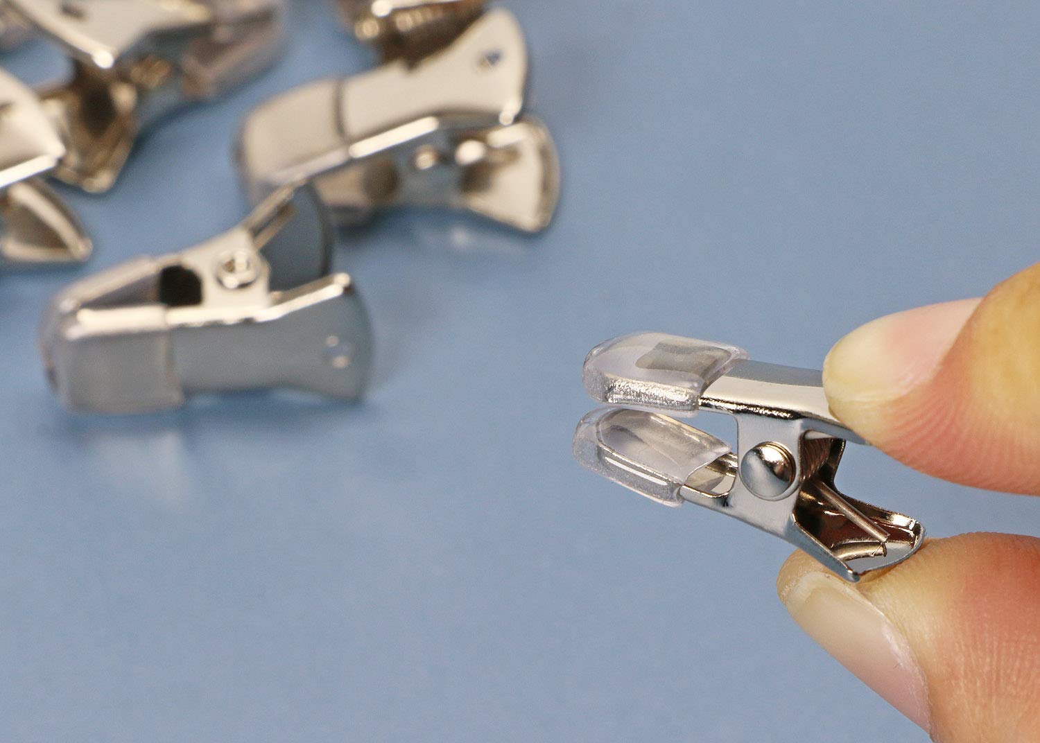 ONLYKXY 30 Pieces 20x6mm Silver Metal Small Clip, DIY Non-Slip Sweater Alligator Clamps Flat Mouth Clip ID Badge Holders Lanyards Clothing Glasses Accessories - Image 5