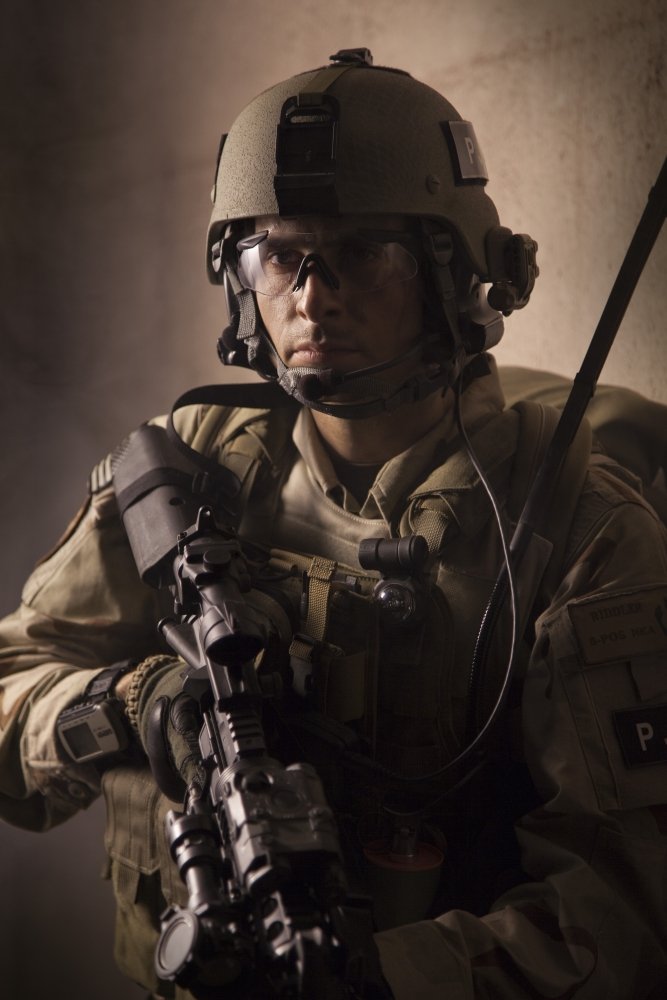 PosterazziPosterazzi PSTTWE300024MLARGE U.S. Air Force CSAR parajumper Armed with an Automatic Rifle Poster Print, 23 x 34