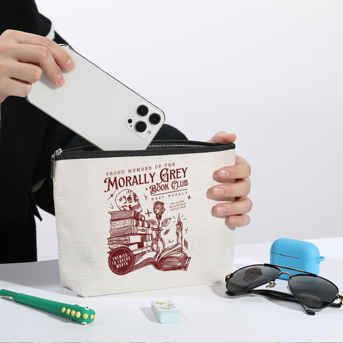 ZHAMEN Dark Romance Makeup Bag, Book Lovers Gifts Spooky Skeleton Cosmetic Bag, Bookish Gifts Book Club Gifts for Women Girl Book Fans Best Friends Aunt, Toiletry Bag for Christmas Halloween Birthday - Image 5