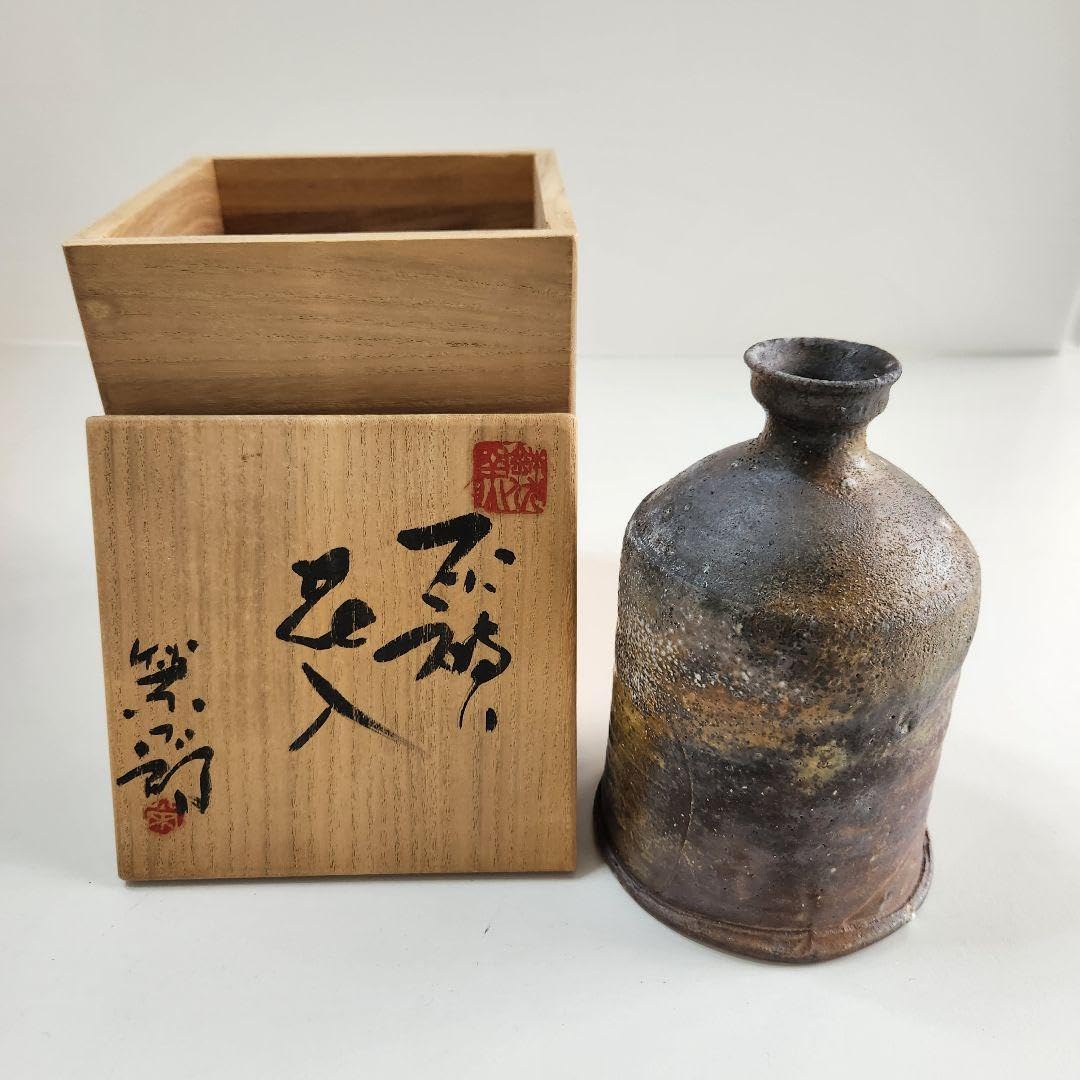 備前焼の花瓶です。7 Amazon.co.jp: 昭和レトロ 陶器製 備前焼 花瓶 花器 一輪挿し