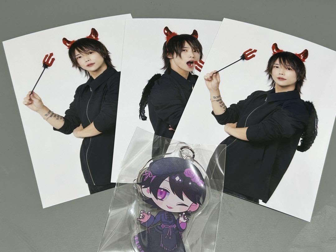 夢喰NEON 中野ゆら まとめ売り(写真計4枚) 夢喰NEON 中野ゆら まとめ売り(写真計4枚)