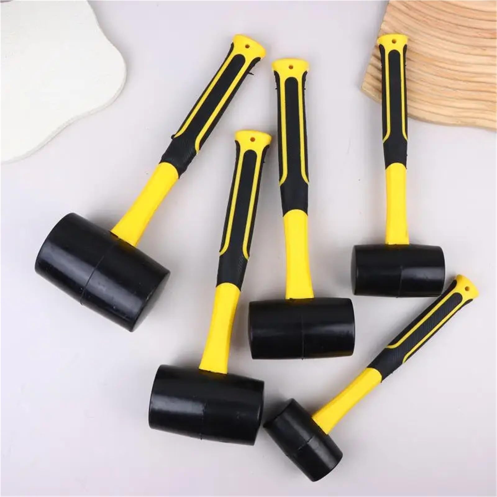 Martillo Goma Martillo de goma negro 2 libras | Mazo elástico suave del resbalón de la manija de la fibra no for la elaboración de cuero(A4)