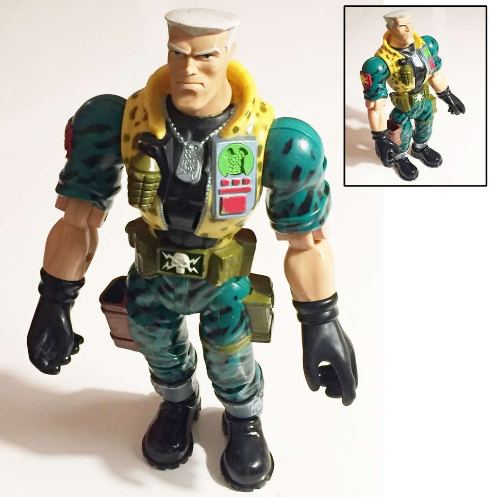 Small Soldiers 12