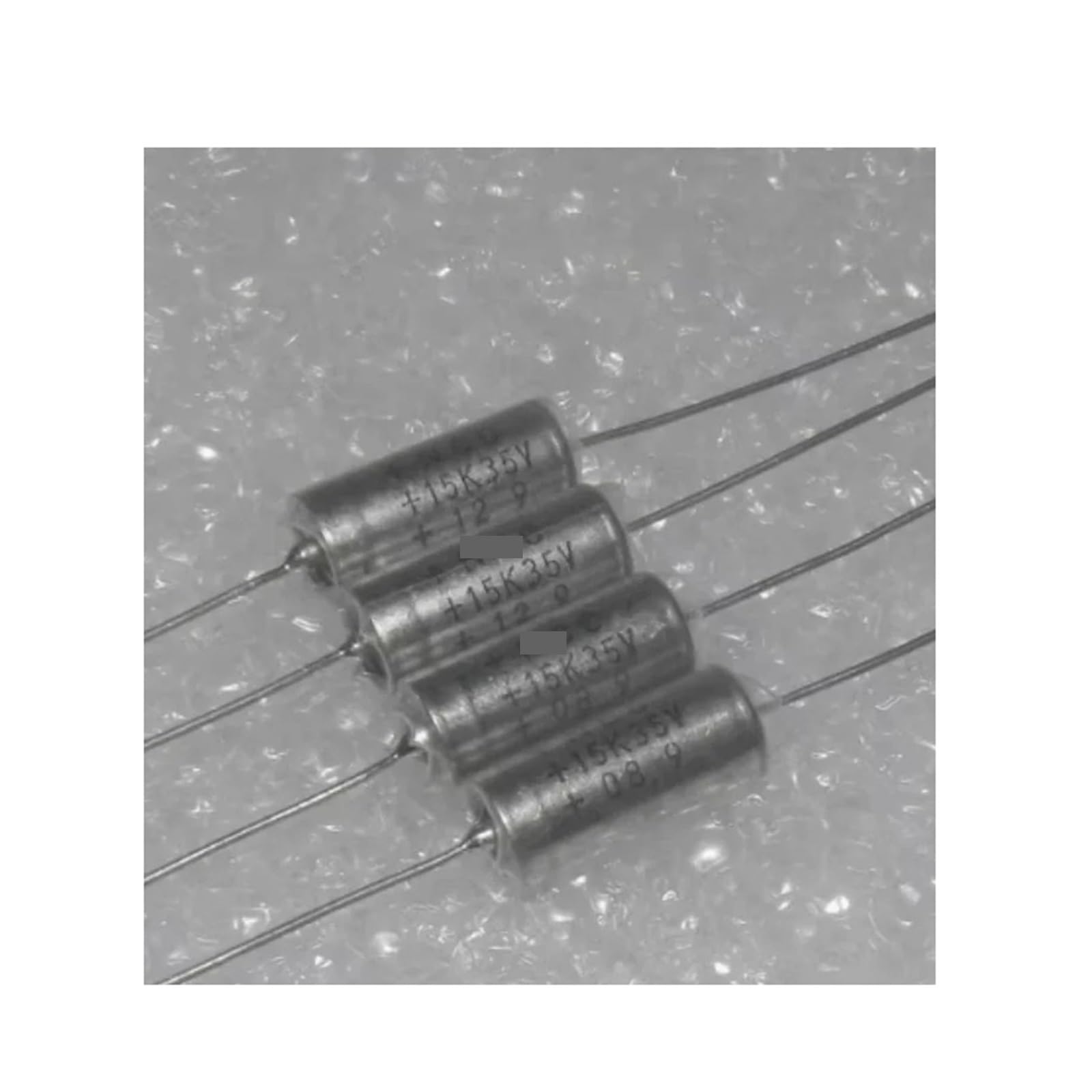 Condensateur axial 35V 15uF résistant aux parasites électriques pour circuit 7x17mm