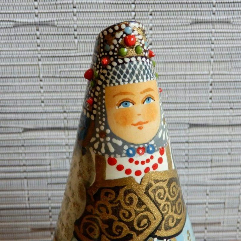 ロシア雑貨 イリーナ ゾリナ マトリョーシカ 水色の民族衣装