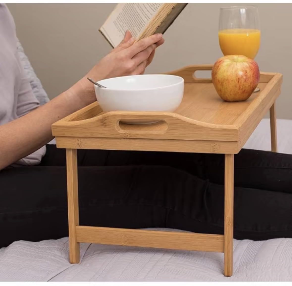 Tavolino per Letto Pieghevole, Vassoio da Letto in Bambù 100% con Bordi Rialzati - Vassoio Colazione a Letto, Tavolo da Letto e Poggia PC. Dimensione 50x30x25