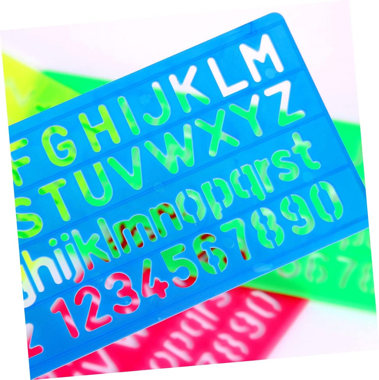 Fine Detail Design Alphabet Stencils 32pcs Reusable Stencil Set Boys and Girls Drawing Toys Education Tools Random Color