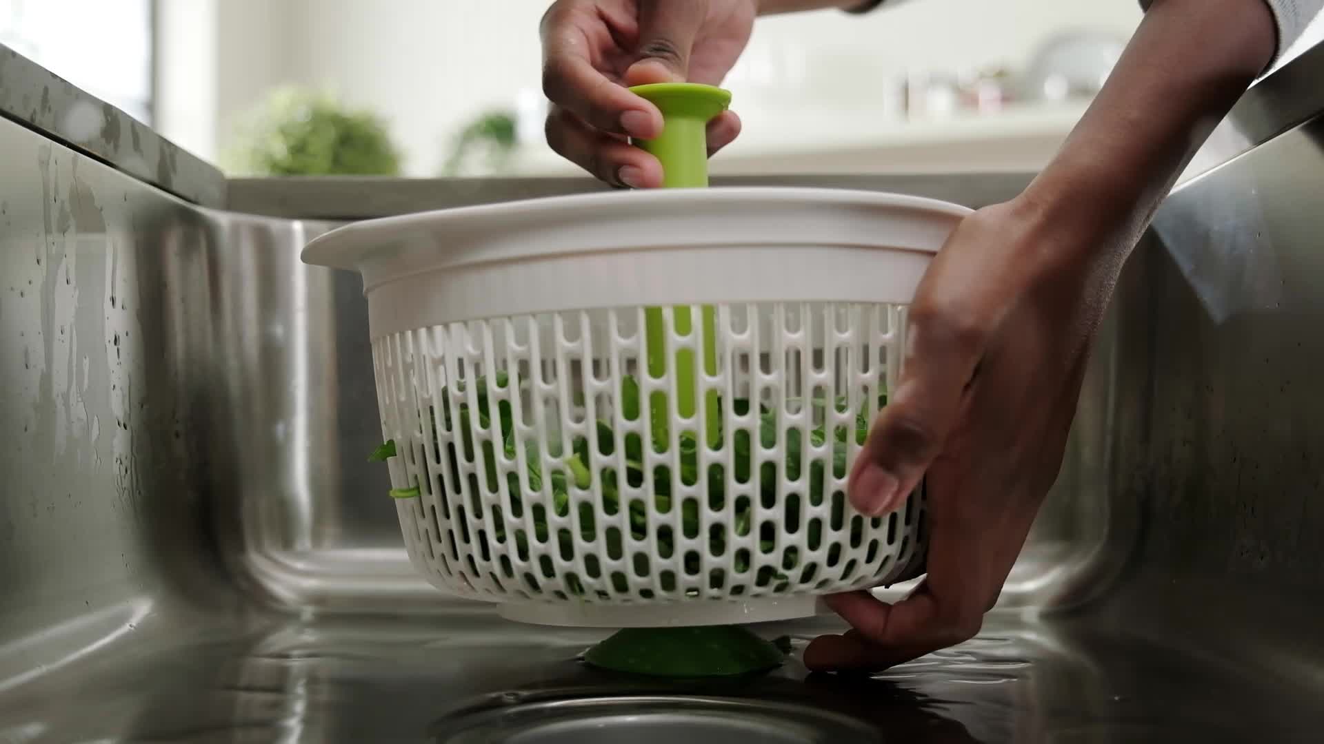 Essoreuse à Salade Et Passoire 2 En 1 Joseph Joseph - Blanc/Vert - Lavable Lave-Vaisselle