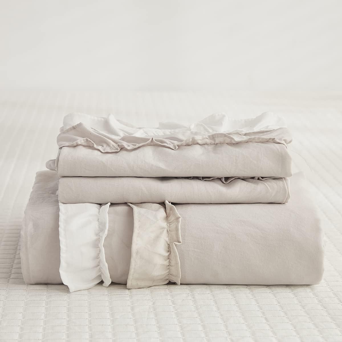 Beige Ruffled Duvet Cover Set Queen Size Vintage Ruffle Fringe Comforter Cover with 1 Row of Handmade White Ruffle,Farmhouse Rustic Microfiber Bedding,Zipper Closure,3 Pieces(No Comforter) - Image 8