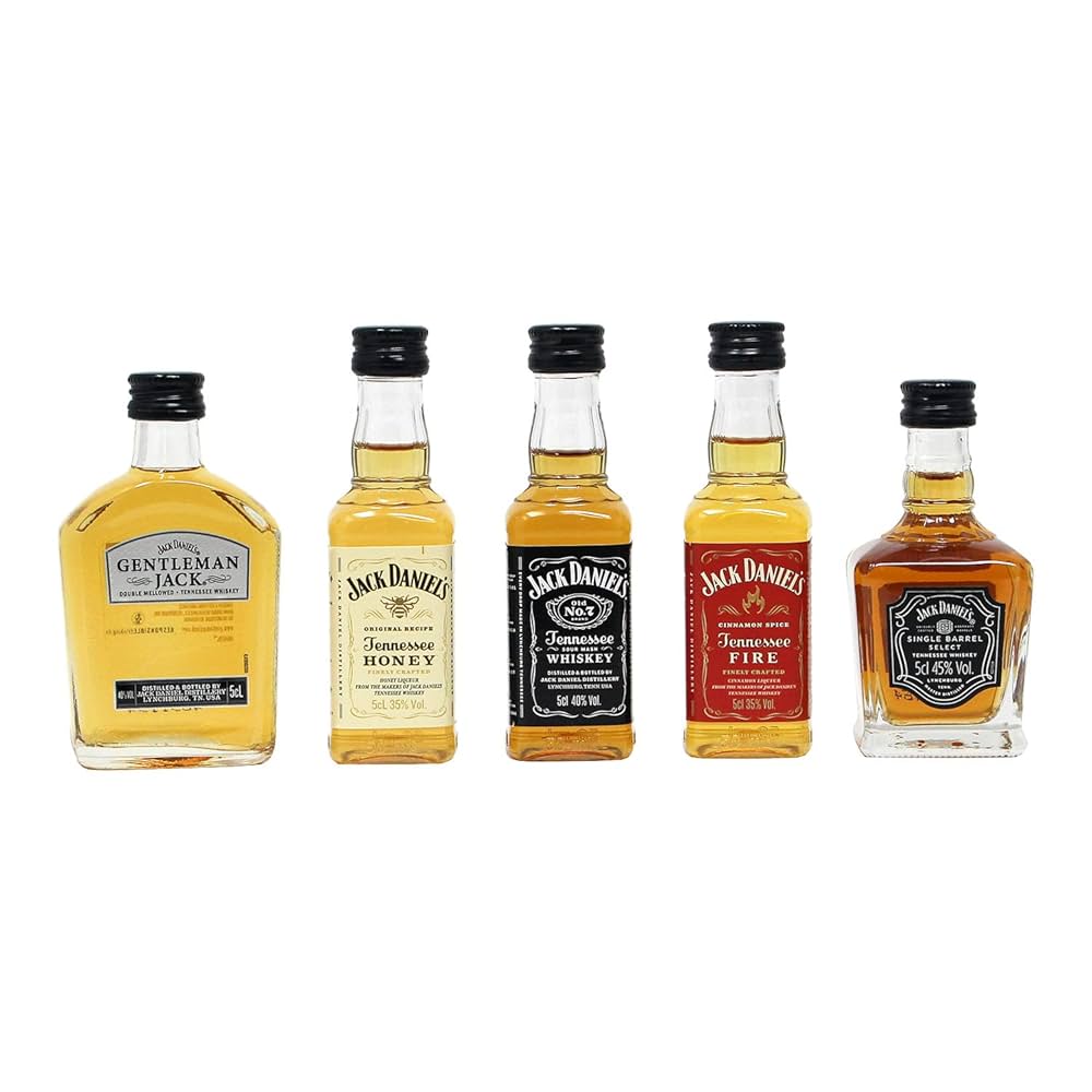 ジャックダニエル　バーボン ミニボトル3本セット Amazon.co.jp: ジャックダニエル ファミリーオブファイン