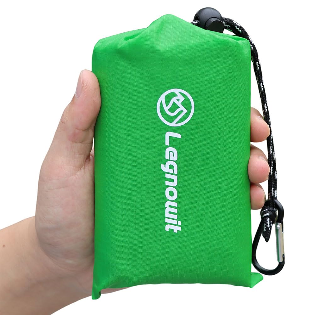 Legnowit Outdoor Pocket Blanket, 140 x 150 cm Waterproof Compact Lightweight Mini Picnic Blanket, Sand Free Beach Mat, Small Tarp for Concert Festival Camping Hiking Travel, Stakes Included (Green)