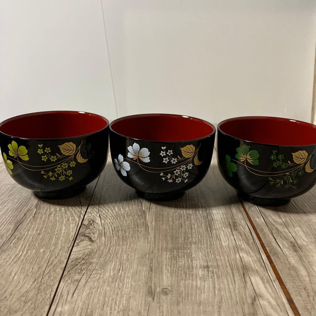 Amazon.co.jp: 汁椀 5客セット お碗 黒塗り 朱塗り 色違い花柄和食器