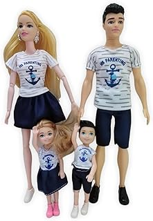 مجموعة دمى للاطفال مؤلفة من 4 اشخاص، الام والابن والعائلة