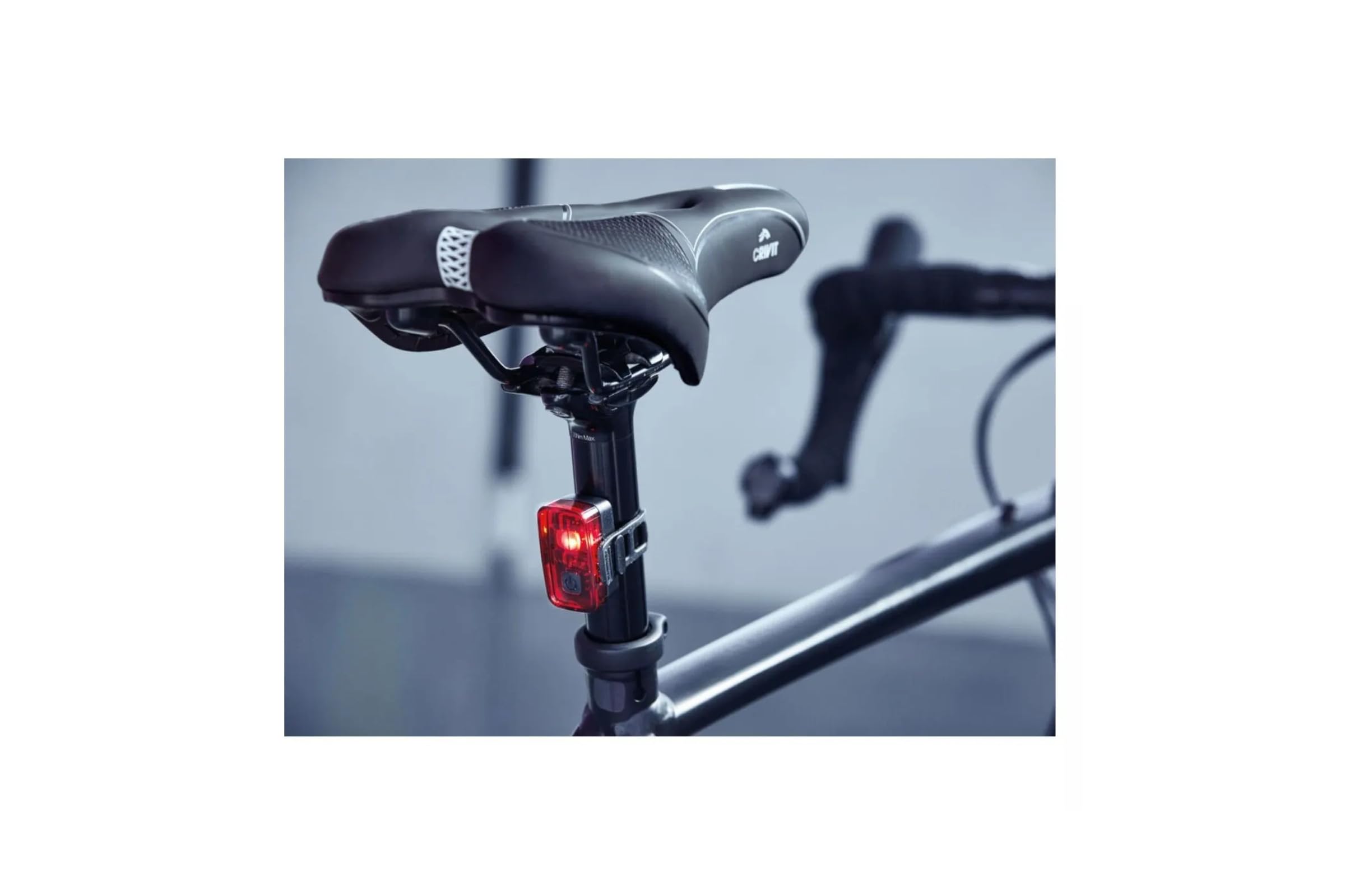 LED Fahrrad Leuchten Set mit USB-C Fahrradbeleuchtung Licht 15/30/70 Lux Automatische Lichtsteuerung Spritzwassergeschützt Passend für alle gängigen Fahrradtypen