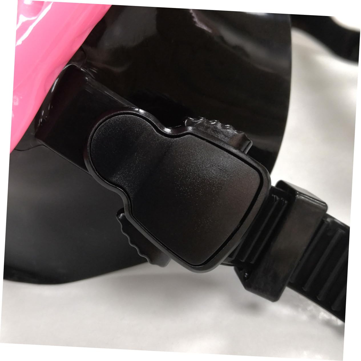 Gafas de Snorkel Rosa de Silicona para Niño Diseño Ventana | Tubo de Respiración Incluido, Orificios de Drenaje Unidireccionales, Cinta Elástica de Alta Tensión
