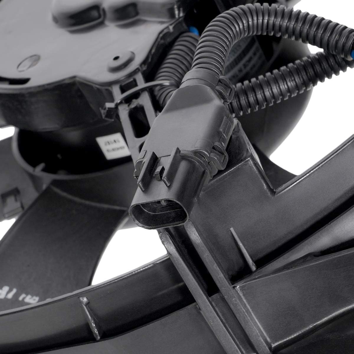 Auto Dynasty KI3120101 OE Style AC Condenser Cooling Fan Shroud Assembly Compatible with Rio Rio5 06-11