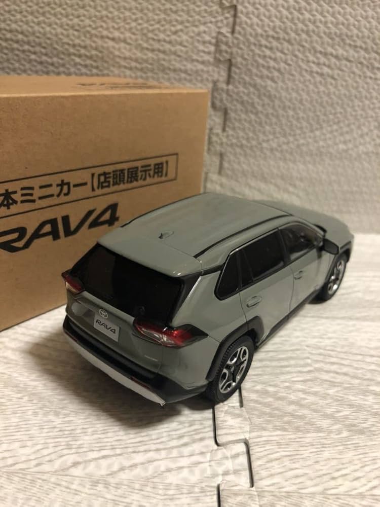 RAV4アドベンチャーサンプルカー　アーバンカーキ RAV4アドベンチャーサンプルカー アーバンカーキ RAV4 | トヨタ