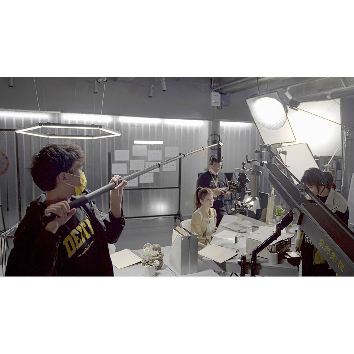 Amazon | Deity Microphones 8.5フィート 5セクション カーボン