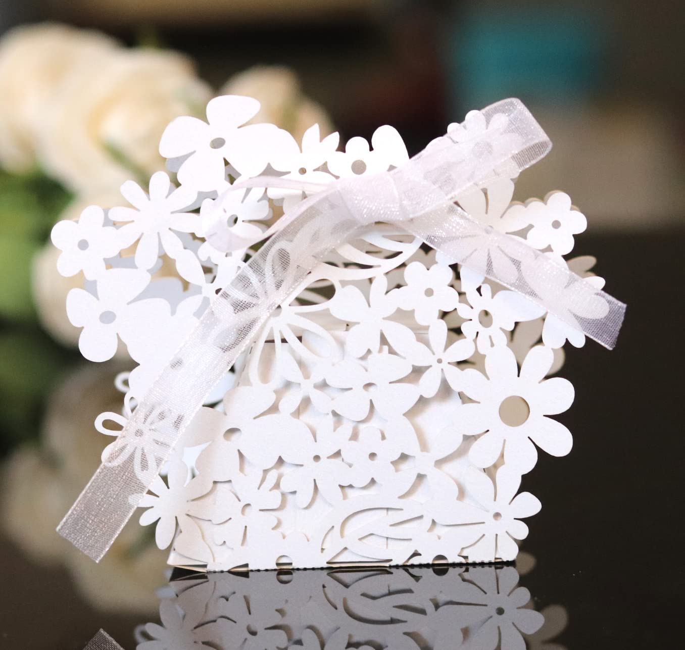 50 Stück Geschenkbox Mit Hohlem Blumenmuster | Faltschachteln Für Süßigkeiten, Schmuck, Tischdeko | Mehrfarbig, Selbstaufbauend