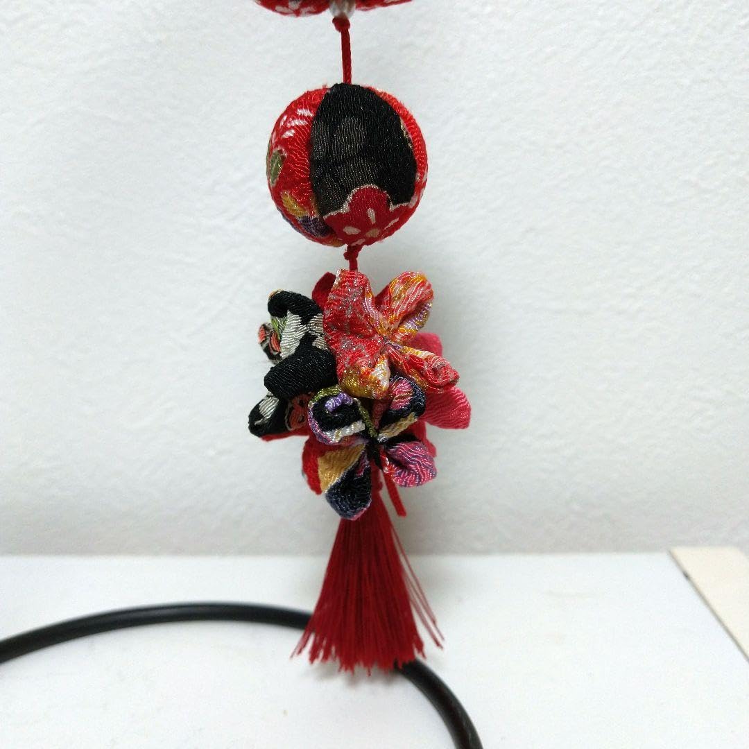 Amazon.co.jp: 吊るし飾り ちりめん細工 七宝鞠 : おもちゃ
